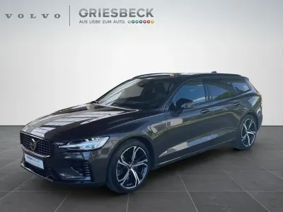 Gebraucht Volvo V60 455 PS (334 kW) 2024 Platinum grey Kombi