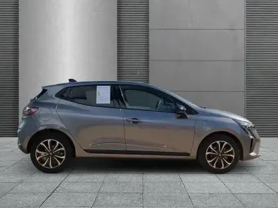 Gebraucht Renault Clio Techno 2025 Grau Kleinwagen