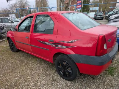 Używany Dacia Logan Lauréate 87 KM (63 kW) 2009 Czerwony Sedan/Limuzyna