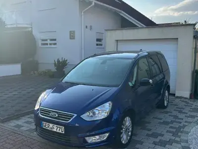 Gebraucht Ford Galaxy Titanium 163 PS (119 kW) 2014 Blau Van / Kleinbus