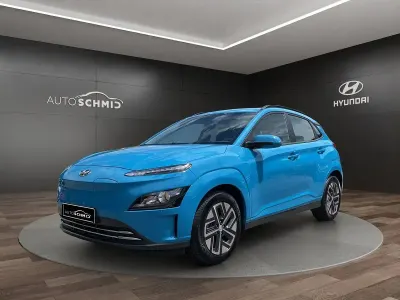 Gebraucht Hyundai Kona 100 kW (136 PS) 2022 Blau SUV