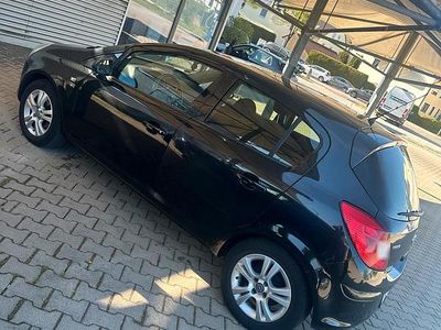 Używany Opel Corsa 100 KM (73 kW) 2010 Czarny Hatchback