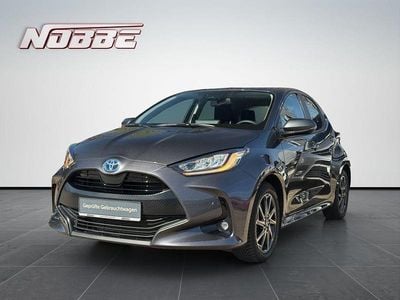 Usata Toyota Yaris Hybrid Basis 116 CV (85 kW) 2023 Grigio Berlina