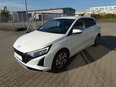 Neu Hyundai i20 Style 101 PS (74 kW) 2025 Weiß Kleinwagen