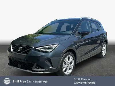 Gebraucht Seat Arona FR 110 PS (80 kW) 2023 Grau SUV