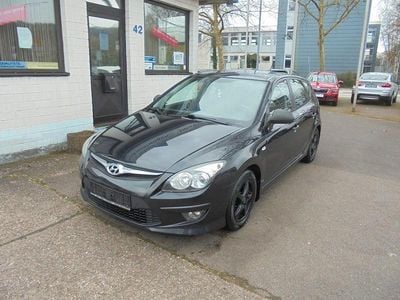 Gebraucht Hyundai i30 Edition 109 PS (80 kW) 2011 Schwarz Limousine