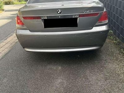 BMW 745