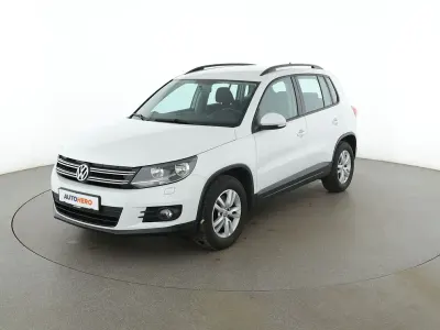 Gebraucht VW Tiguan Trendline 125 PS (91 kW) 2015 Weiß SUV