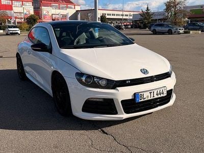 Gebraucht VW Scirocco R 265 PS (194 kW) 2011 Weiß Coupé