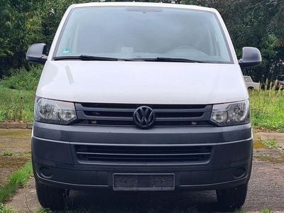 Gebraucht VW Caravelle Trendline 102 PS (75 kW) 2015 Weiß Van / Kleinbus