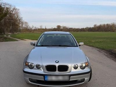 Second-hand BMW 316 Sport Line 116 CP (85 kW) 2002 Argintiu Berlinǎ