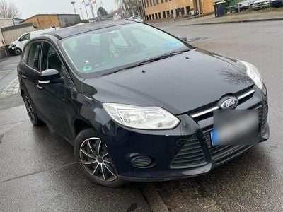 Schwarz Gebraucht 2012 Ford Focus Kombi | 3.500 € (Guter Preis)