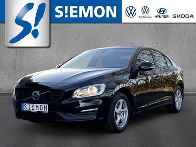 Second-hand Volvo S60 Momentum 152 CP (111 kW) 2018 Negru Berlinǎ