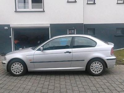 Second-hand BMW 316 115 CP (84 kW) 2003 Argintiu Coupe
