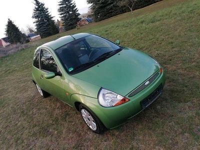 Begagnad Ford Ka 60 HK (44 kW) 2007 Grön Halvkombi