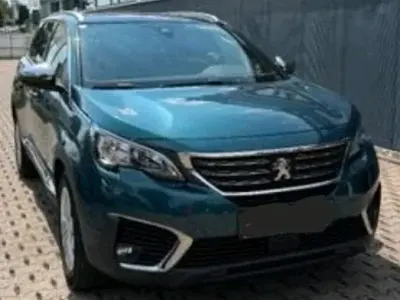 Gebraucht Peugeot 5008 131 PS (96 kW) 2017 Grün SUV