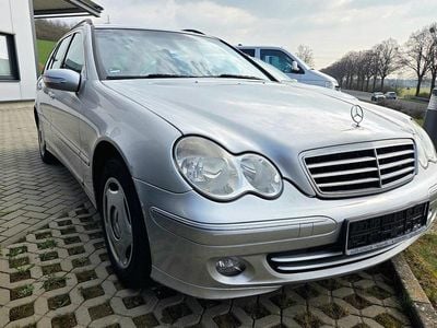 Gebraucht Mercedes C180 Avantgarde 143 PS (105 kW) 2004 Silber Kombi