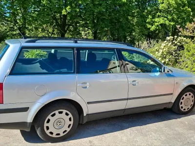Begagnad VW Passat 101 HK (74 kW) 2002 Silver Kombi