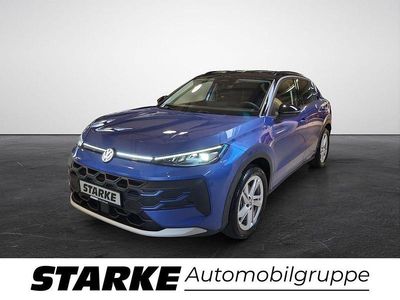 Neu VW T-Roc Life 150 PS (110 kW) 2025 Blau (celestial blue metallic) SUV