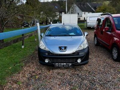 gebraucht Peugeot 207 CC Cabrio-Coupe Sport