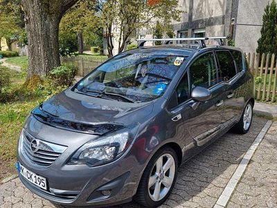 Usata Opel Meriva Innovation 140 CV (102 kW) 2011 Grigio Monovolume