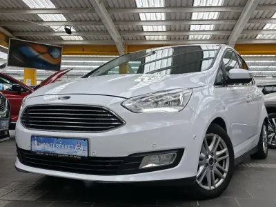 Gebraucht Ford Grand C-Max 125 PS (91 kW) 2014 Weiß Van / Kleinbus
