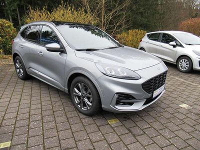 Gebraucht Ford Kuga ST-Line X 150 PS (110 kW) 2023 Solarsilver SUV