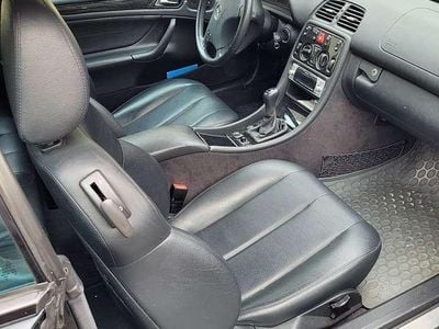 Gebraucht 2000 Mercedes CLK230 Avantgarde Cabrio | 9.500 € (Teuer)
