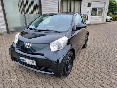 Toyota iQ