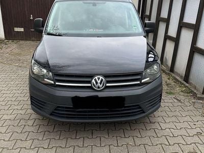 Gebraucht VW Caddy 102 PS (75 kW) 2016 Schwarz Van / Kleinbus