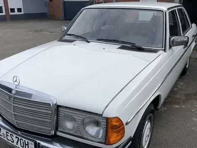 Gebraucht Mercedes 200 116 PS (85 kW) 1984