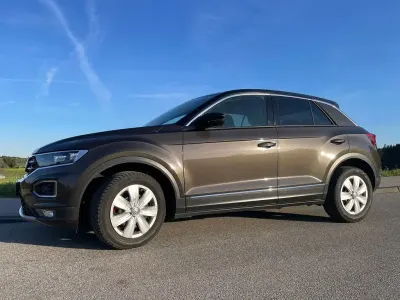Usata VW T-Roc Sportline 150 CV (110 kW) 2020 Marrone SUV