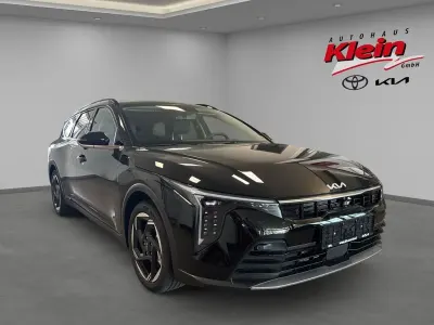 Neu Kia K4 Spirit 150 PS (110 kW) 2026 Schwarz Kombi