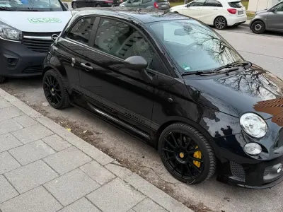 Używany Abarth 595 Competizione 179 KM (131 kW) 2016 Czarny Coupe