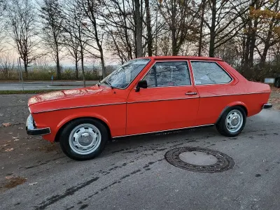 Używany VW Derby 50 KM (36 kW) 1978 Czerwony Sedan/Limuzyna
