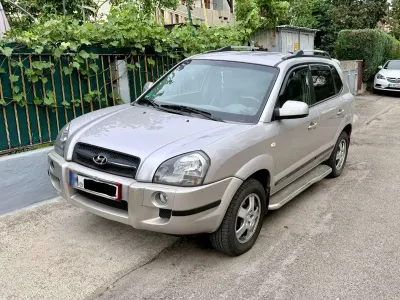 Gebraucht Hyundai Tucson GLS 141 PS (103 kW) 2005 Beige SUV