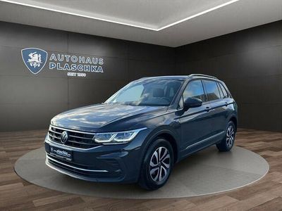 Gebraucht VW Tiguan Active 150 PS (110 kW) 2022 Uranograu SUV