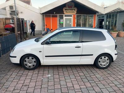 Weiß Gebraucht 2002 VW Polo Kleinwagen | 500 € (Guter Preis)