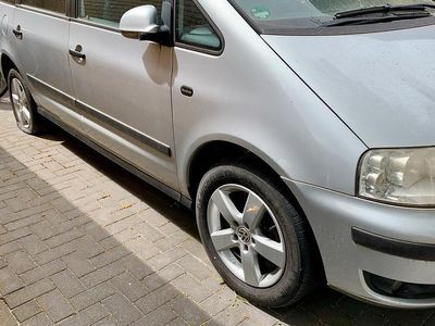VW Sharan