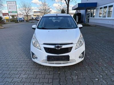 Gebraucht Chevrolet Spark 68 PS (50 kW) 2011 Weiß Kleinwagen