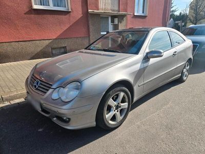 Mercedes C200