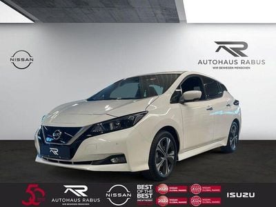 Gebraucht Nissan Leaf N-Connecta 110 kW (150 PS) 2022 Arctic solid white Kleinwagen