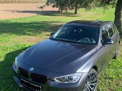 Gebraucht BMW 320 Sport Line 184 PS (135 kW) 2013 Grau Kombi