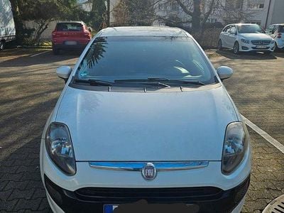 Brugt Fiat Grande Punto 69 HK (50 kW) 2011 Hvid Hatchback