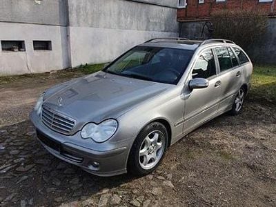 Gebraucht Mercedes C200 Classic 163 PS (119 kW) 2004 Grau Kombi