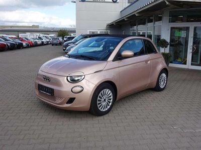 Usata Fiat 500e 86 kW (118 CV) 2024 Oro Cabrio