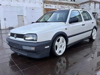Gebraucht VW Golf III 60 PS (44 kW) 1993 Weiß Limousine