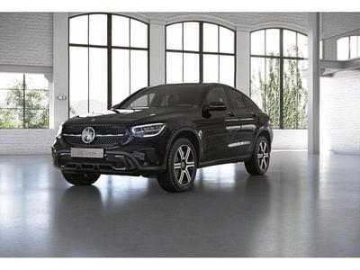 Second-hand Mercedes GLC300e Night 211 CP (155 kW) 2022 Negru Coupe