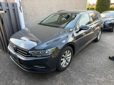 Gebraucht VW Passat 150 PS (110 kW) 2020 Grau Kombi
