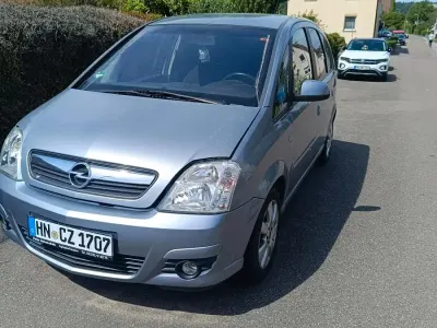 Gebraucht Opel Meriva 105 PS (77 kW) 2009 Silber Van / Kleinbus